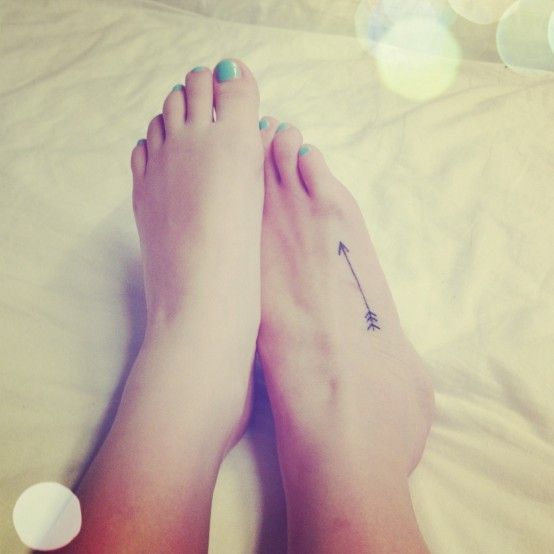 tatuajes en pies de mujeres