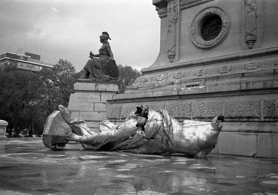 angel de la independencia 1957