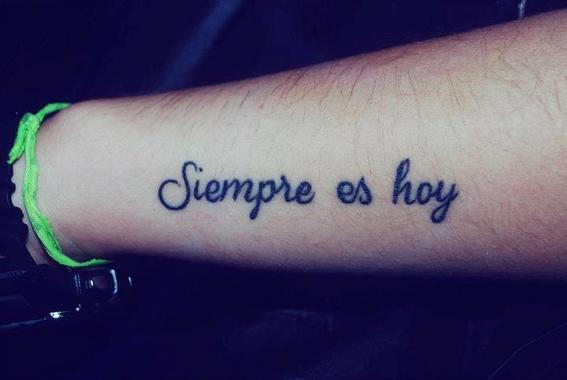 Tatuajes que te demostrarán que las frases en español 