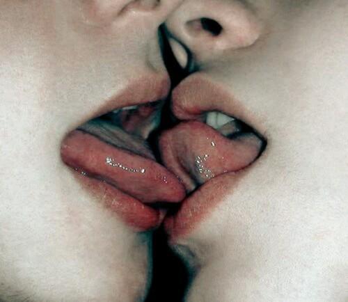 lengua pareja enamorada