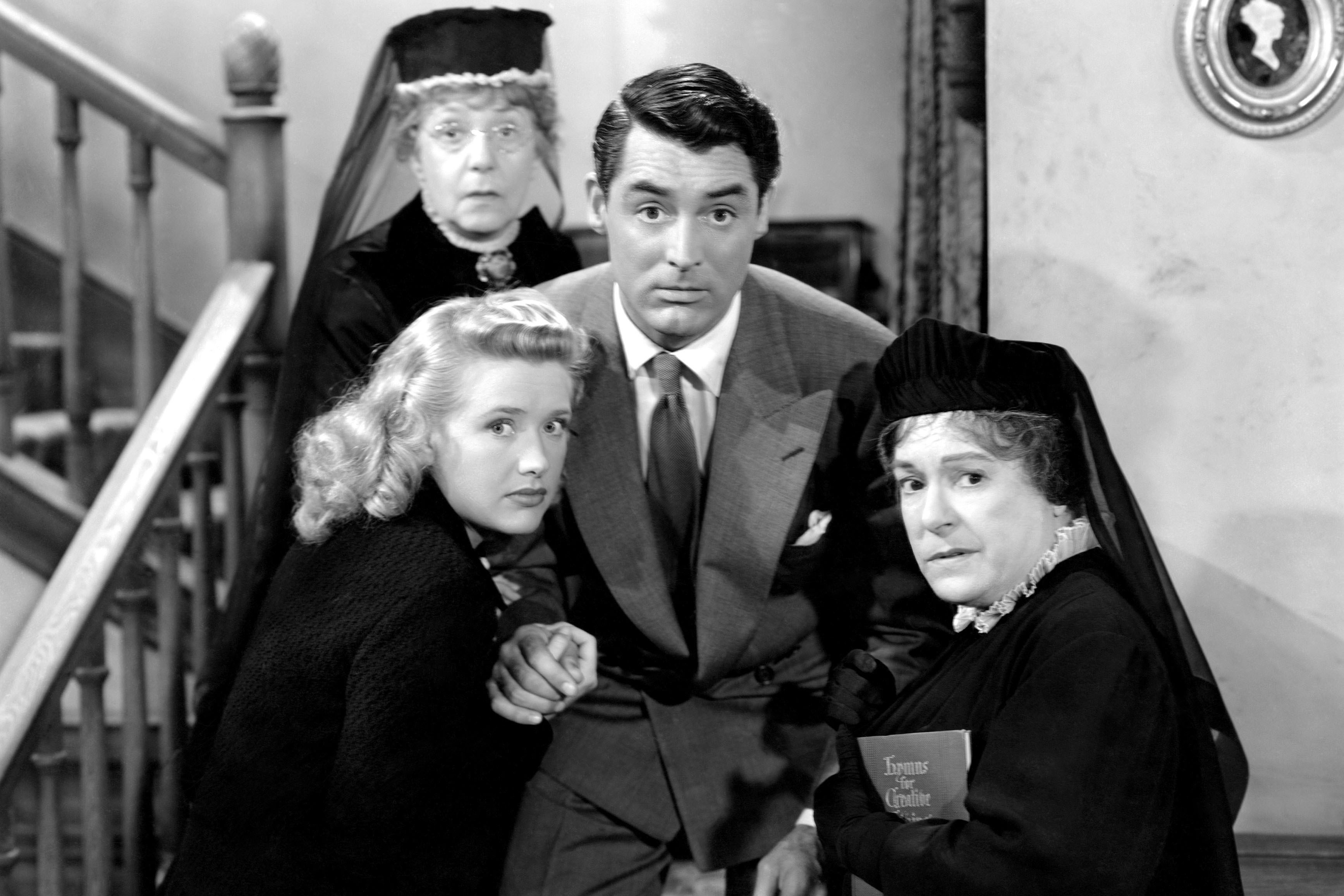 PELÍCULAS SOBRE ASESINOS EN SERIE (REALES O NO)   - Página 2 Arsenic-and-old-lace