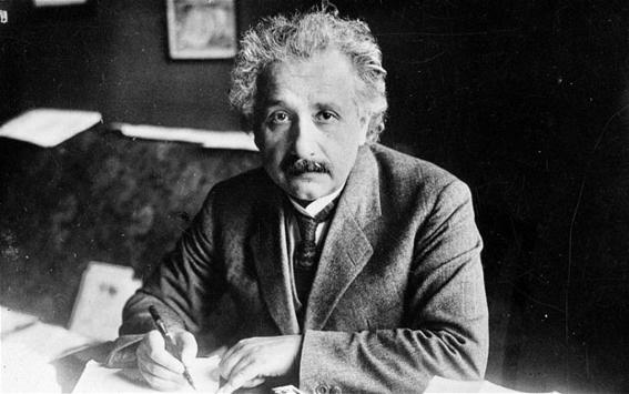 La carta que Einstein le escribió a la mujer más hermosa 