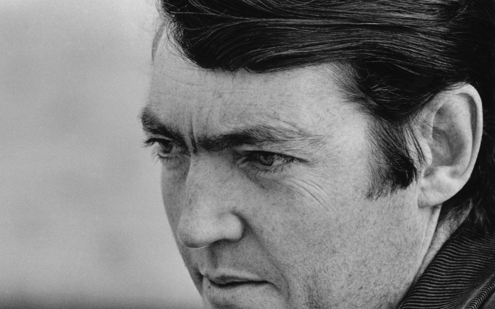 10 Escritores Argentinos Que Debes Conocer Ademas De Cortazar Letras Letras