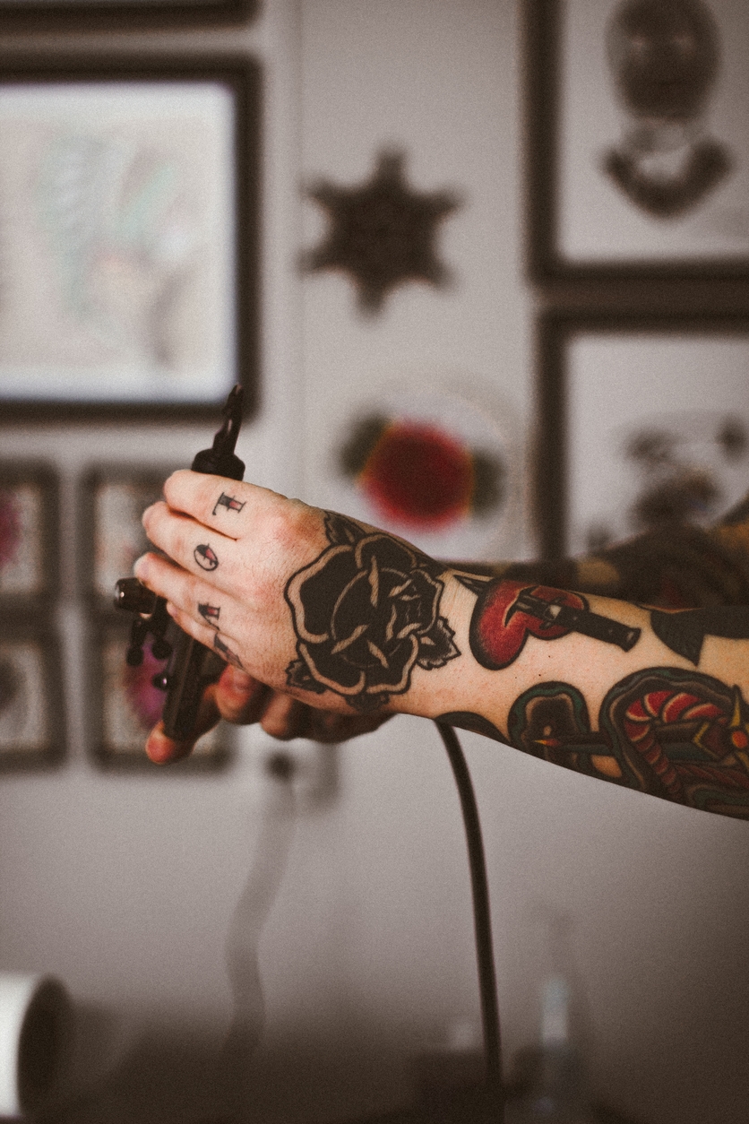 8 cosas que le ocurren a tu cuerpo cuando te tatúas 2