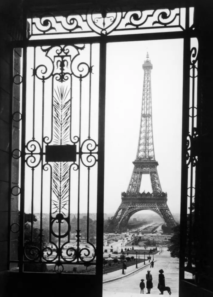 22 Photos Of Paris In The 20s Because Who Doesnt Love Paris In The 20s? 18