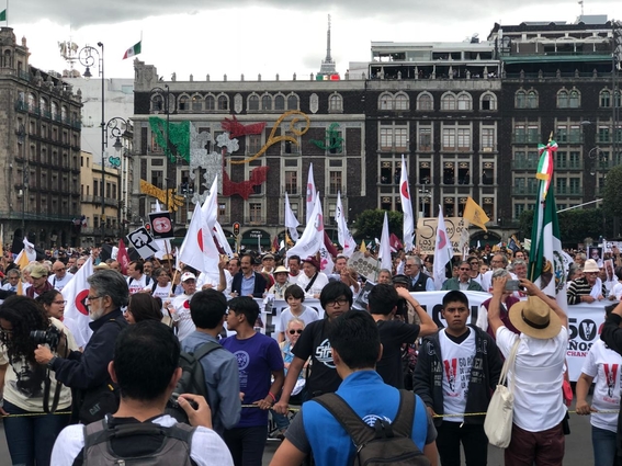 miles de mexicanos marchan 50 anos 2 de octubre 1968 4