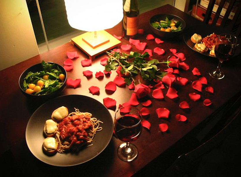 Como hacer una cena romantica