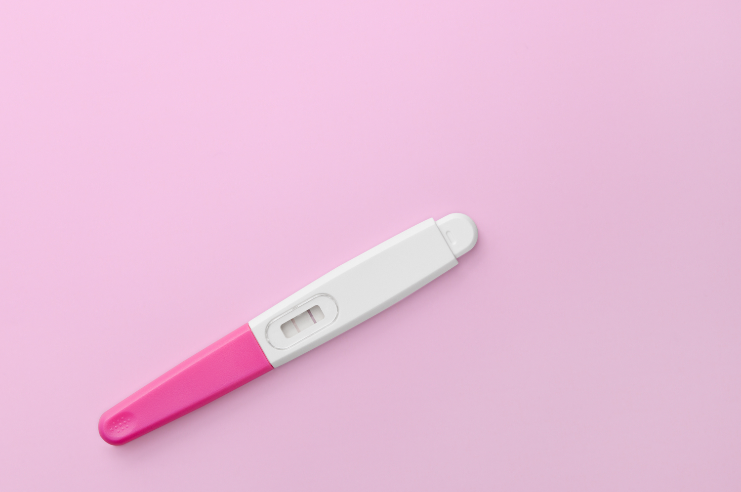 Тест на беременность. Тест на беременность розовый. Фон для теста на беременность. Фон с тестом на беременность.