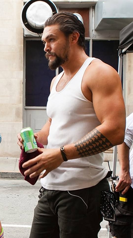 22 Fotos De Jason Momoa Que Demuestran Que Se Ve Mejor Con El Cabello Corto 8961