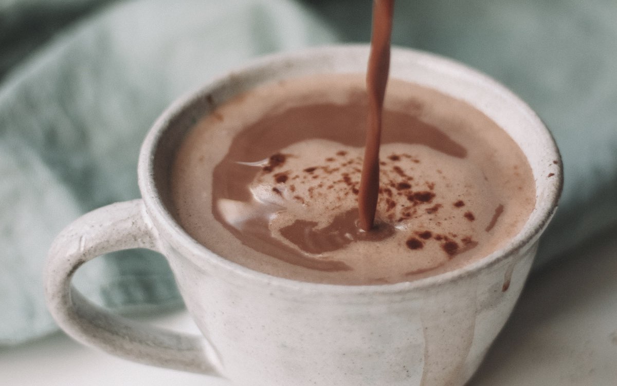 Chocolate caliente con menta, sidra con limón y otras