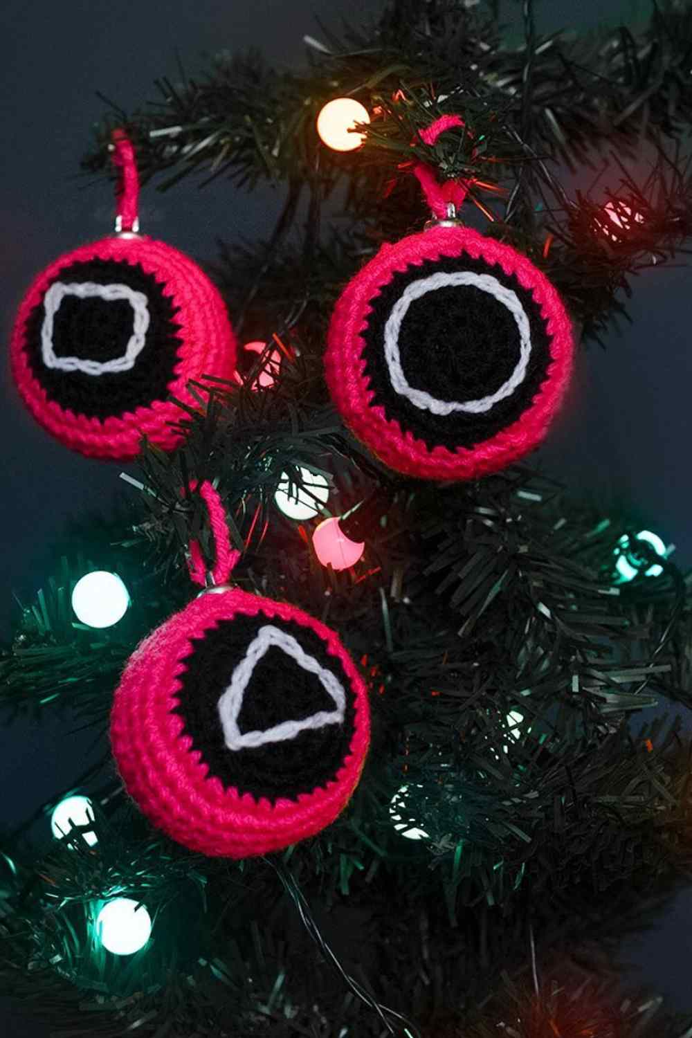 squid game crochet christmas ornaments